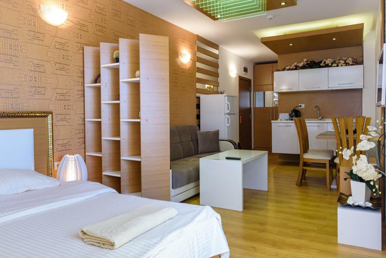 Sweet Homes * Sunny Beach